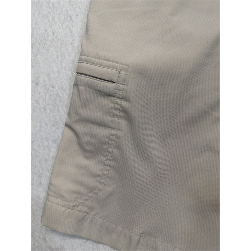 Nike Golf Mens Cargo Shorts Sz 36 Dri-Fit Style 401501-010 cream Stretch Poly - Picture 2 of 16